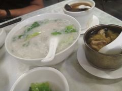 -三身人金新肠粉(丹霞店)