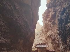 -天山神秘大峡谷