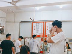 -高师傅特色米粉汤包(建设路店)