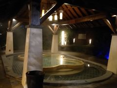 -天目湖涵田半山温泉水乐园