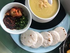-水上人家民俗餐厅(洱海公园店)
