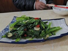-尕有炕锅烤羊肉