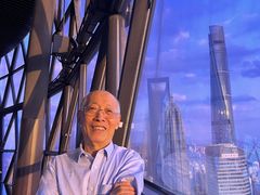 -东方明珠·空中旋转餐厅