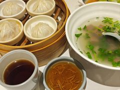 -馋三尺蟹粉小笼(人民广场店)