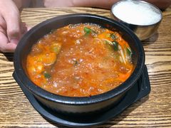 猪肉辣汤-吴草鸡爪오초닭발韩食堂(融恒盈嘉中心店)