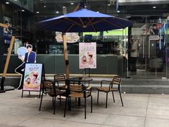 -瑞幸咖啡(东方广场中庭店)