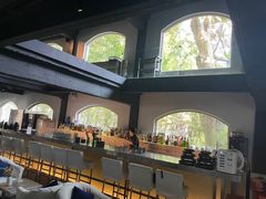 -穹六人间 people 6(岳阳路店)