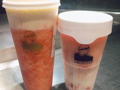 桃子草莓酪酪-LELECHA乐乐茶(美罗城店)