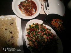 -舌尖上的食缘花园主题餐厅