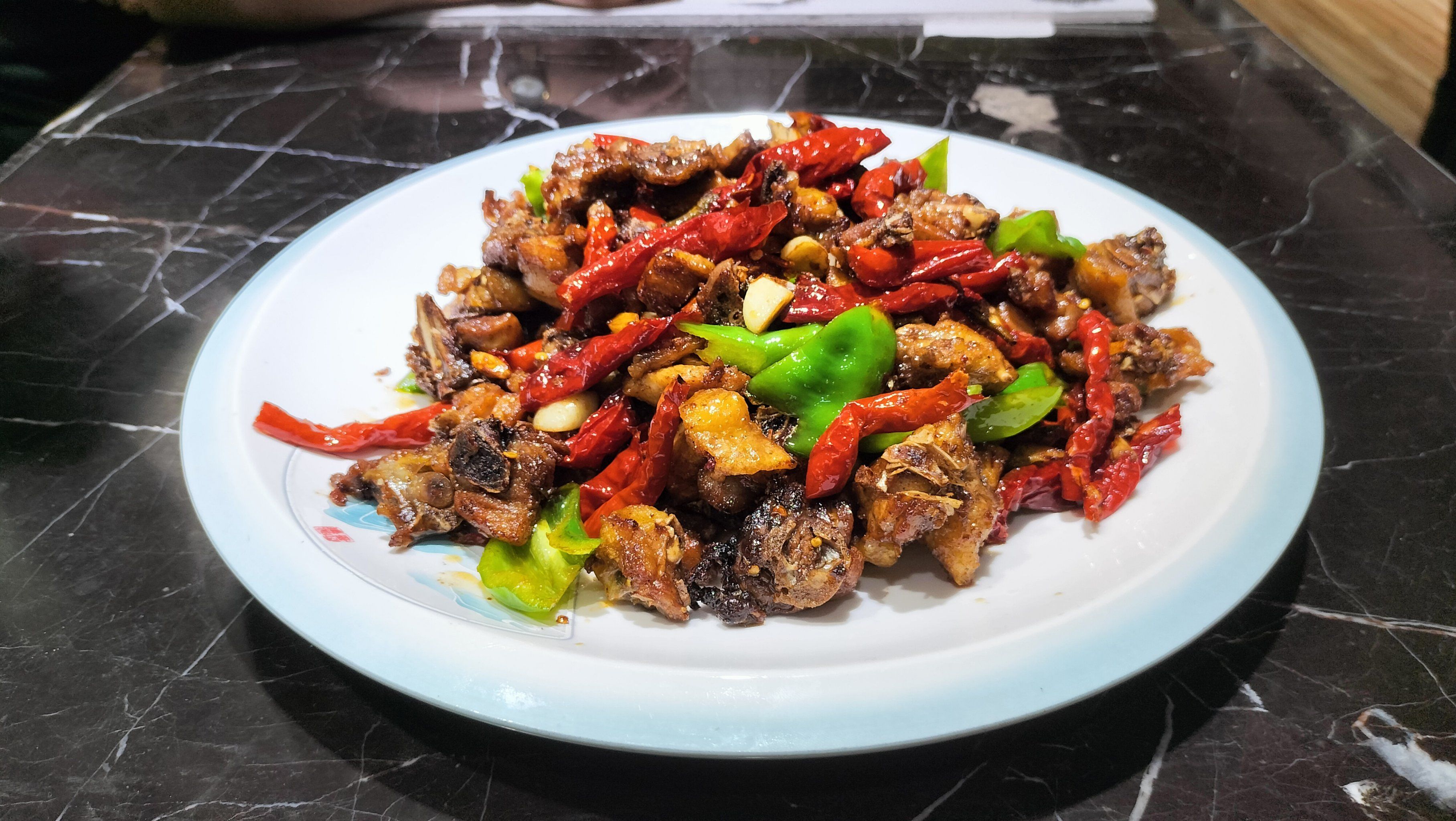 他家的辣子鸡,布尔津县的一绝