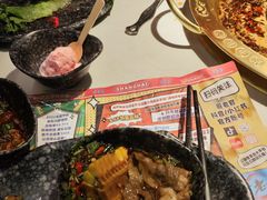 -哥老官重庆美蛙鱼头(龙湖杭州金沙天街店)