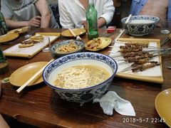 -东大桥小国抻面烧烤(长通路店)