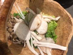 -捞王锅物料理(上海世茂广场店)