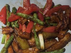 -蜜桃餐厅·伴山(湖滨商业街店)