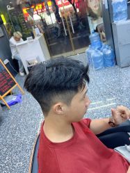 -藤野造型专业烫染接发