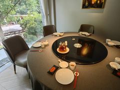 -HOMES上海本帮菜(襄阳公园店)