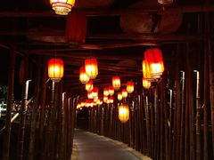 -巴陵广场