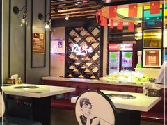 大堂-12道烤味自助牛排海鲜烤肉餐厅(鑫都国际广场店)
