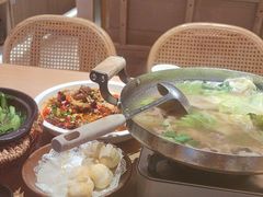 -川堂风·跷脚牛肉·乐山爆炒(宝山日月光店)