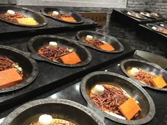 -红九格老火锅(三峡广场店)