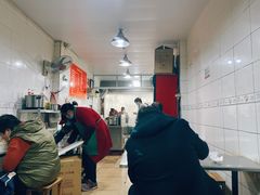 大堂-中山牛肉肥肠粉面馆(军工社区店)