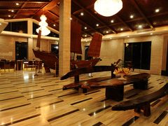 -那琴半岛地质海洋公园