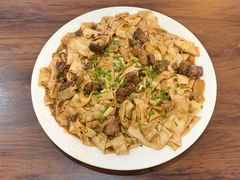 -壹阁胡羊焖饼(特色小吃街店)