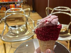 -VENCHI 闻绮(上海佛罗伦萨小镇店)