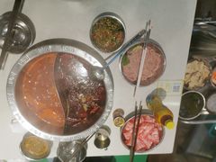 -憨铁匠老火锅(龙岗万科里店)