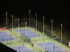 -网球和水上运动业余体校