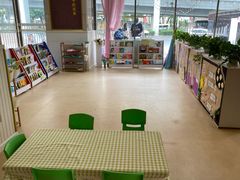大堂图书阁-广州市海珠区乐森幼儿园