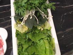 -何鲜菇火锅(大营盘店)