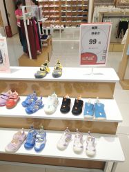 -孩子王(巴南万达广场店)