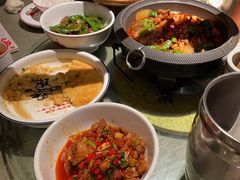 -老湖南民间菜·牛肉十八炒(花都店)