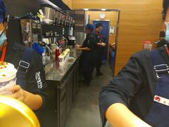 -茶颜悦色(嘉顿一楼吉时赏味游园会店)