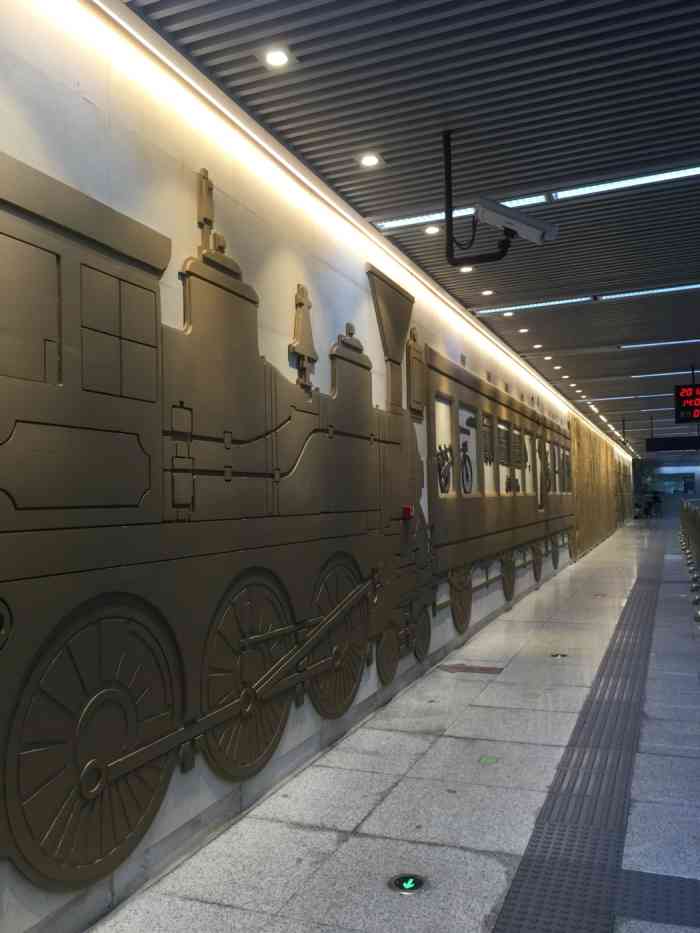 大智路地铁站-"过来上班时的必经之地,现在6号线的人也比.