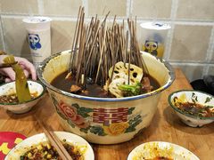 -拈签一笑黄牛肉辣卤串串