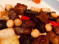 黑蒜爆安格斯牛肉-富淳饭店(陆家嘴保利广场店)