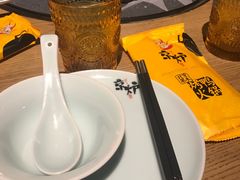 -三人行骨头王火锅(长寿店)