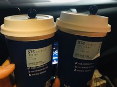 -瑞幸咖啡(西铁营万达广场店)