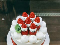 -花花卷卷·鲜食蛋糕(静安久光百货店)