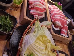 -湊湊火锅·茶憩(杭州湖滨银泰in77店)