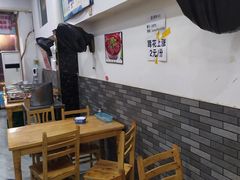 大堂-雷祖芳老妈蹄花店