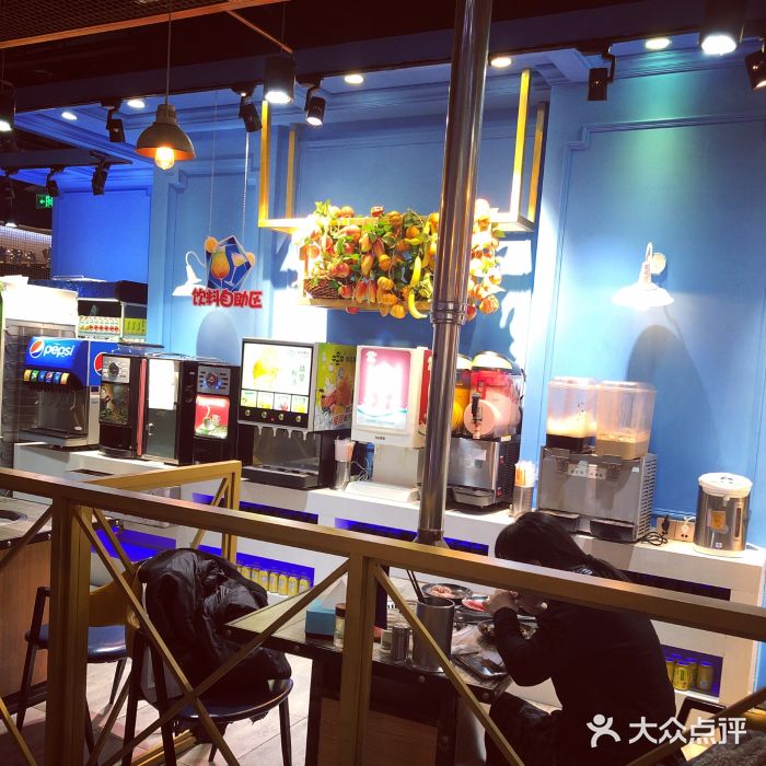 炭烤麻里·臻选自助烤肉料理(观音桥大融城店)大堂图片