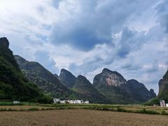 -钟山水墨田园