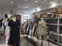 -汉口北国际商品交易中心品牌服装城