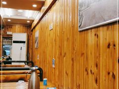 大堂-老东镇啤酒屋海鲜加工·蒸汽海鲜·海鲜烧烤(台东店)