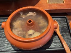 -银米·云南传统过桥米线(双廊黑金冠店)