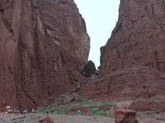 -天山神秘大峡谷