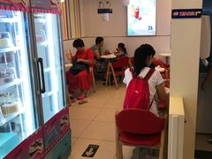 大堂-DQ·蛋糕·冰淇淋(天通苑华联店)